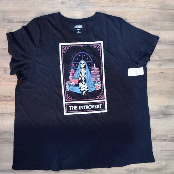 NWT TORRID size 3 3X Skeleton Skull “Introvert” Tarot Books Graphic Tee t-shirt - Picture 2 of 3